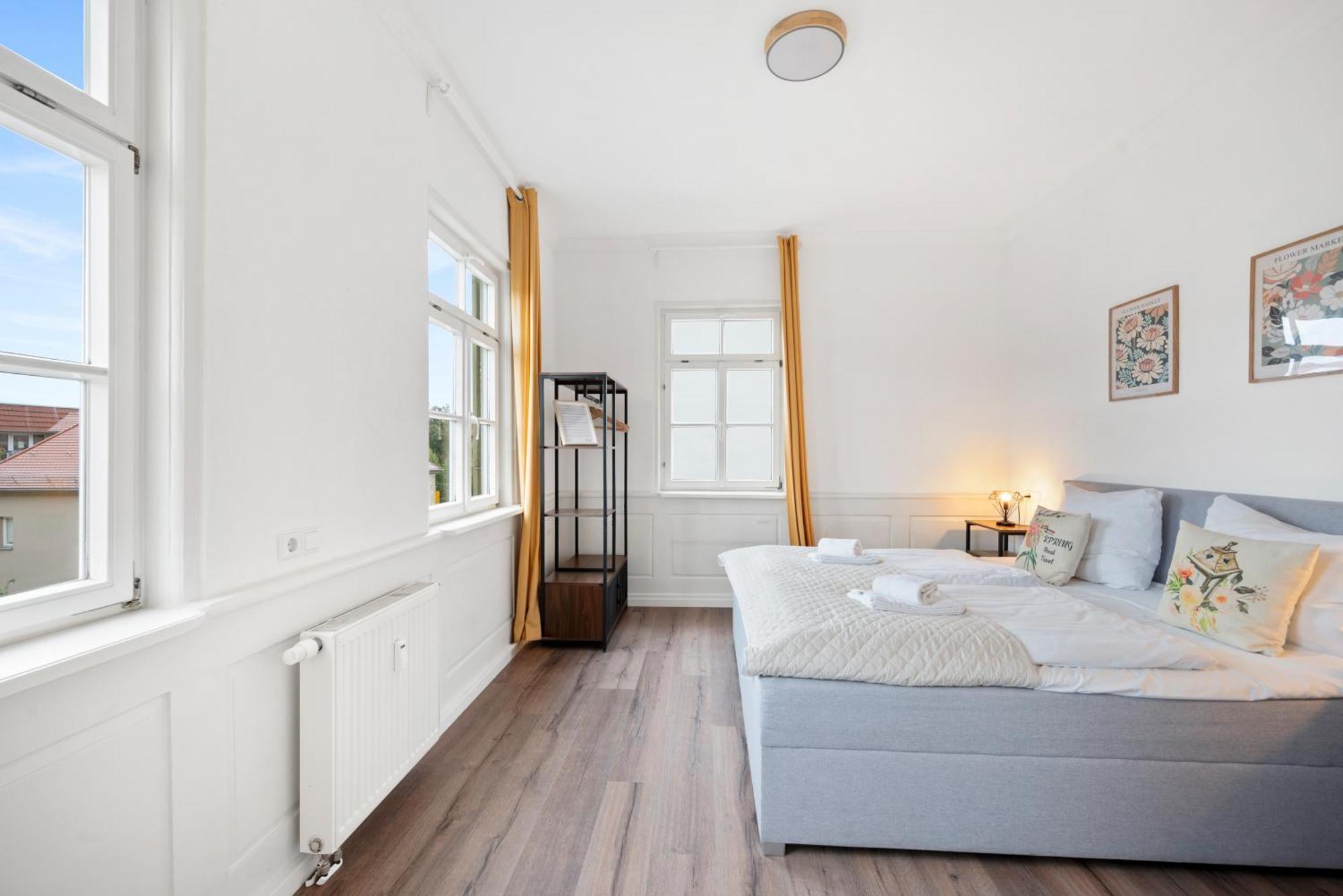 Backhome - Business&Family - Fantastische Schlosslage, Smarttv, Waschtrockner, Netflix, 50Qm, 24H Checkin - Apartment 3 Ludwigsburg Exterior foto